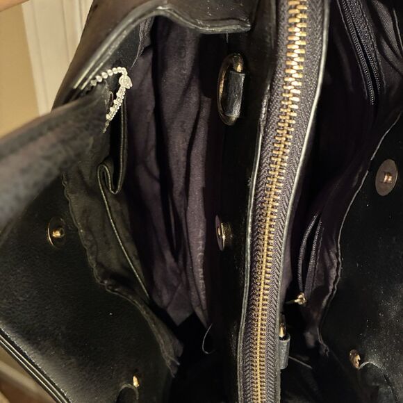 Marc New York (Andrew Marc) Black Handbag With Embroidered Red Roses Gold Hdware - Picture 10 of 10